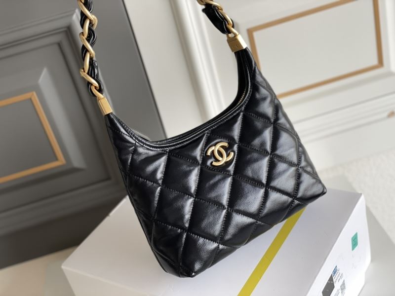 Ch**el hobo bags